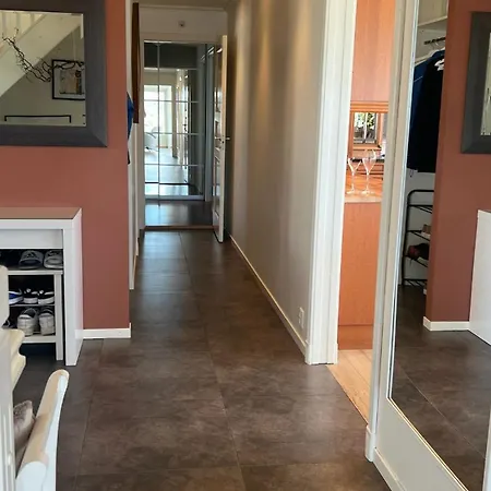 With Heated Pool And Magnificent View * 卑爾根