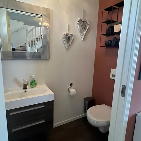 With Heated Pool And Magnificent View * 卑爾根