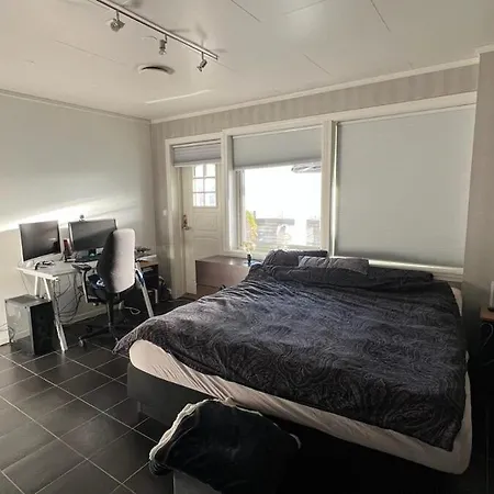 With Heated Pool And Magnificent View 卑爾根