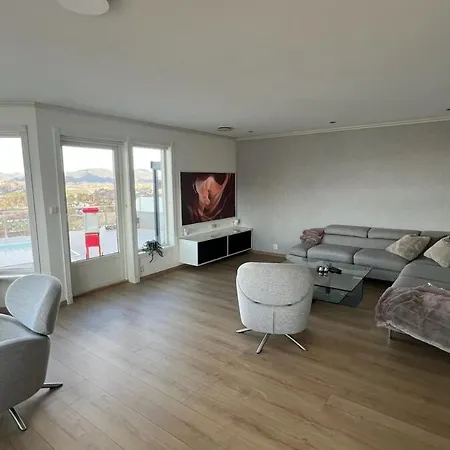 With Heated Pool And Magnificent View * Bergen