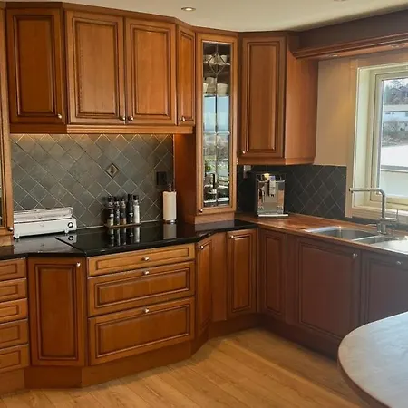 فيلة With Heated Pool And Magnificent View برغن