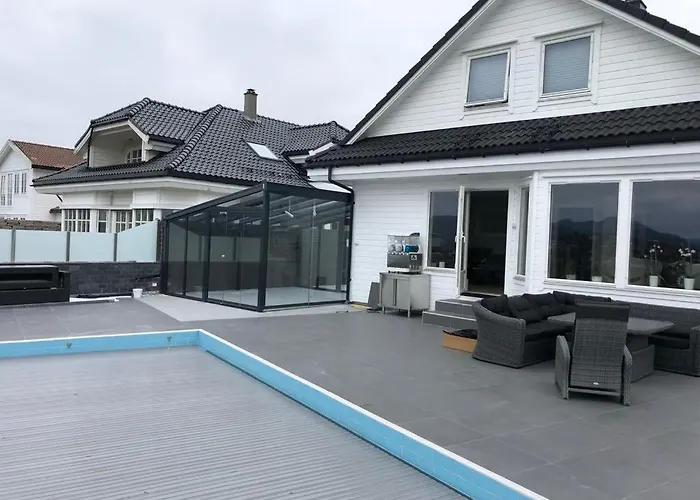 빌라 With Heated Pool And Magnificent View
