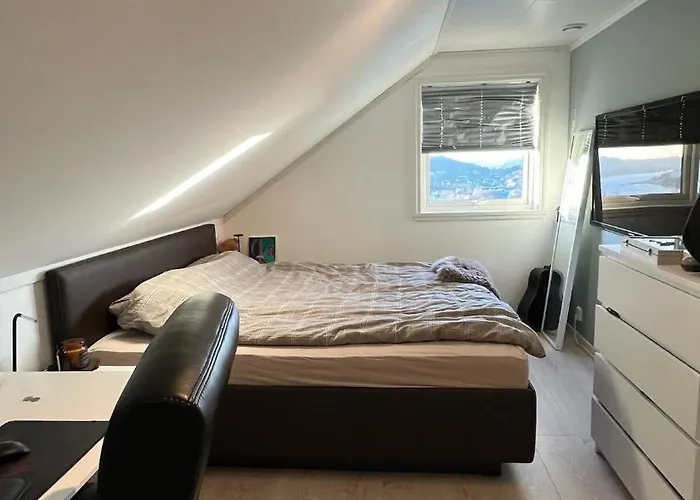 With Heated Pool And Magnificent View * 베르겐