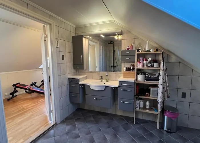 With Heated Pool And Magnificent View Villa *