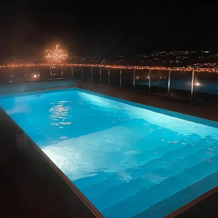 Villa With Heated Pool And Magnificent View *